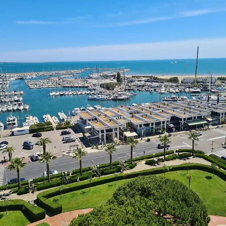 Apartment Les Terrasses De La Mer-13 By Interhome